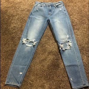 American Eagle mom jeans